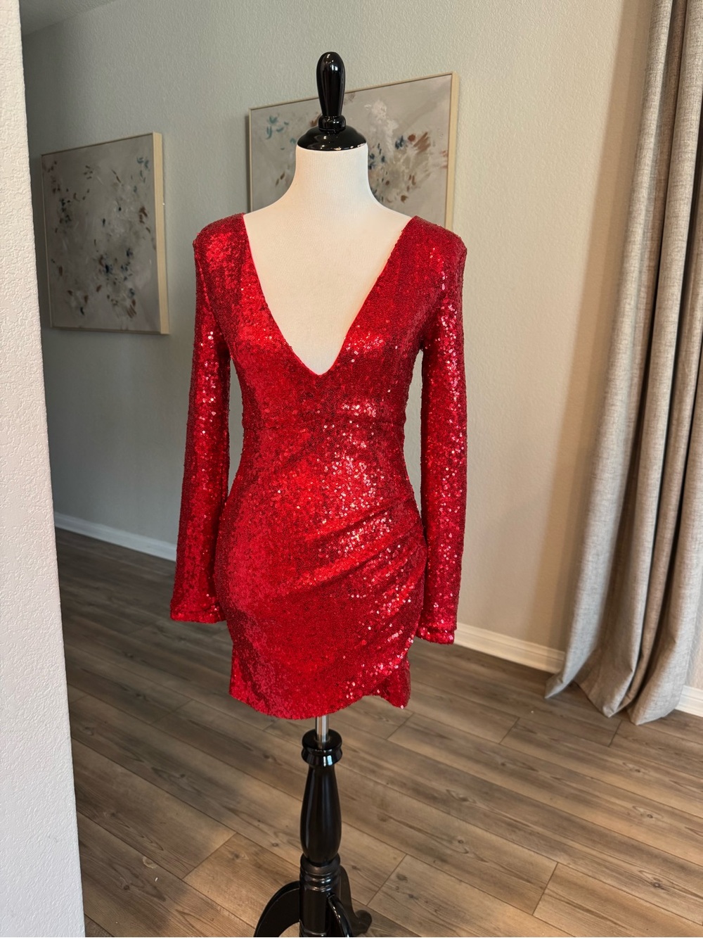 New size Small sequins women Red Sequin Long-Sleeve V-Neck Dress